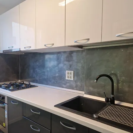 Iris 2 Bedroom Apartmán *